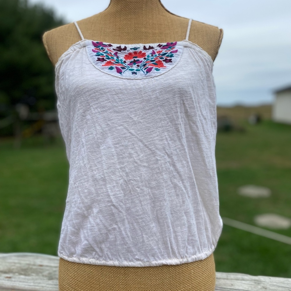 I Love H81 Women's Cream Floral Embroidered Belly Shirt Camisole Tie Back Medium